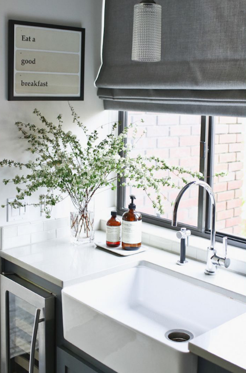Modern farmhouse sink