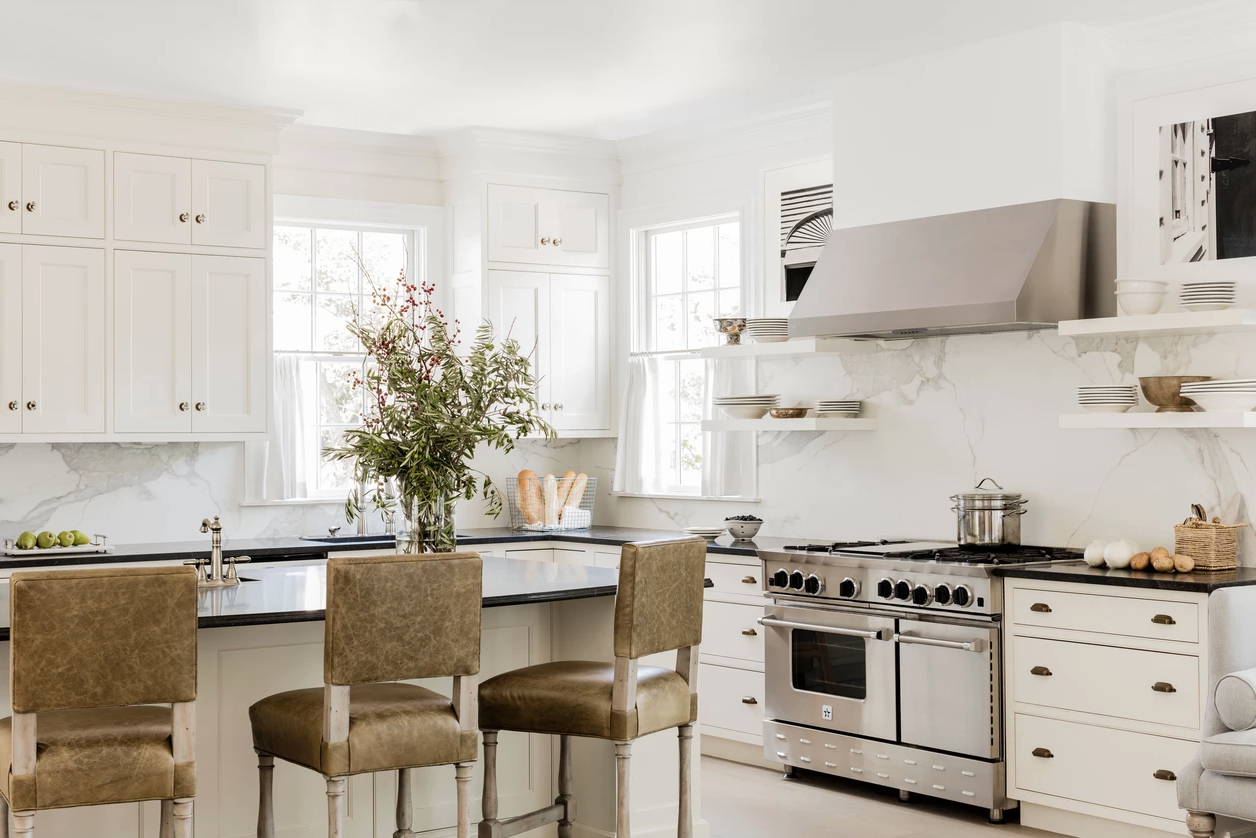 Glamorous Home Tour | lark & linen